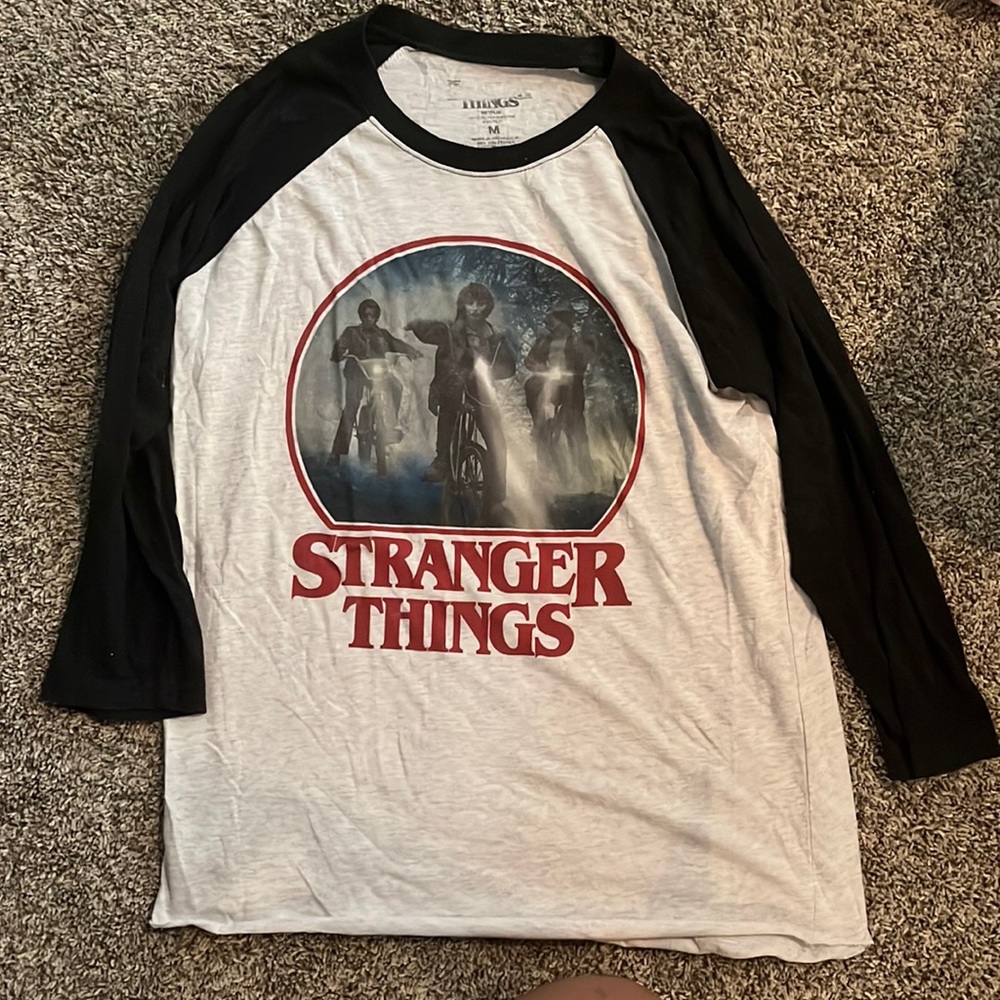 Stranger Things crew 3/4 sleeve tee